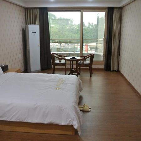Geoje Ocean Hotel Exterior photo