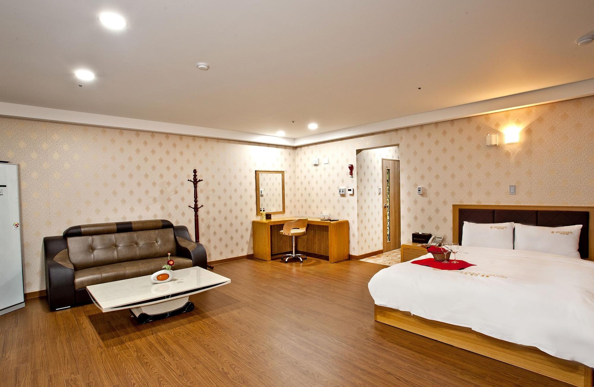 Geoje Ocean Hotel Exterior photo